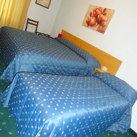 Albergo Centrale Fino Del Monte Extérieur photo